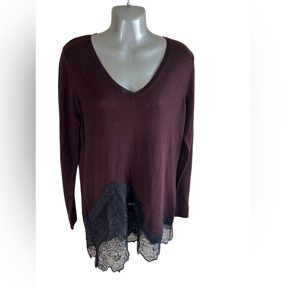 Love Scarlett Tunic Blouse Black Lace • NWT • Size: Medium - Picture 8 of 8